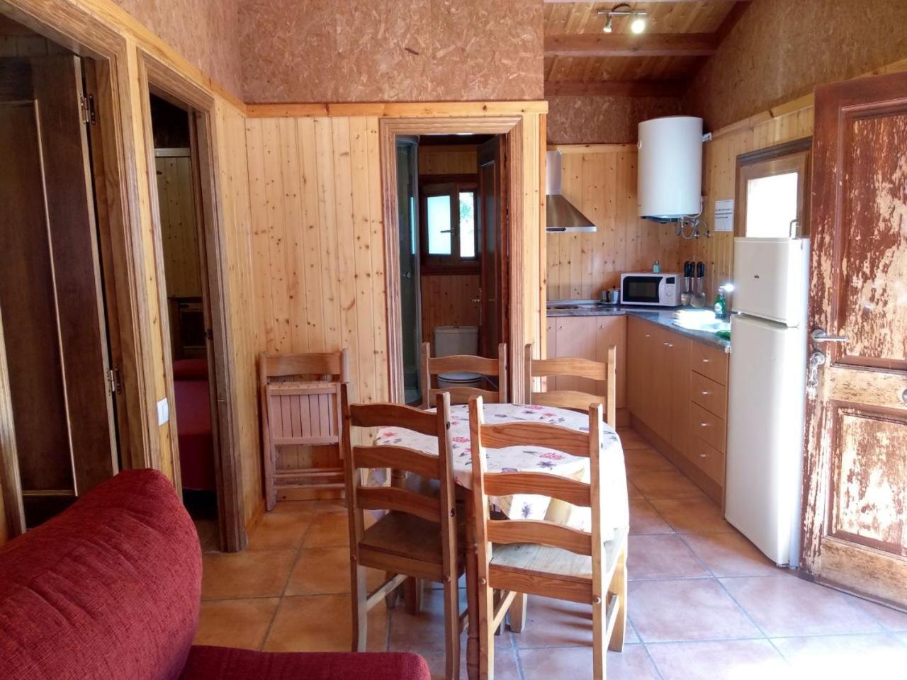 Camping Casa Fausto Cerca De Dinopolis Formiche Alto Extérieur photo